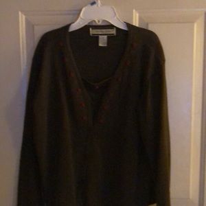 Woman’s sweater Brand: Crystal-Kobe Size: M Color: Brown